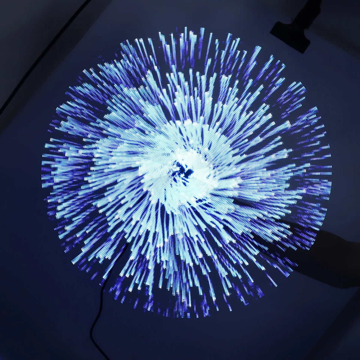 Ventilador holográfico 3D con 224 LED