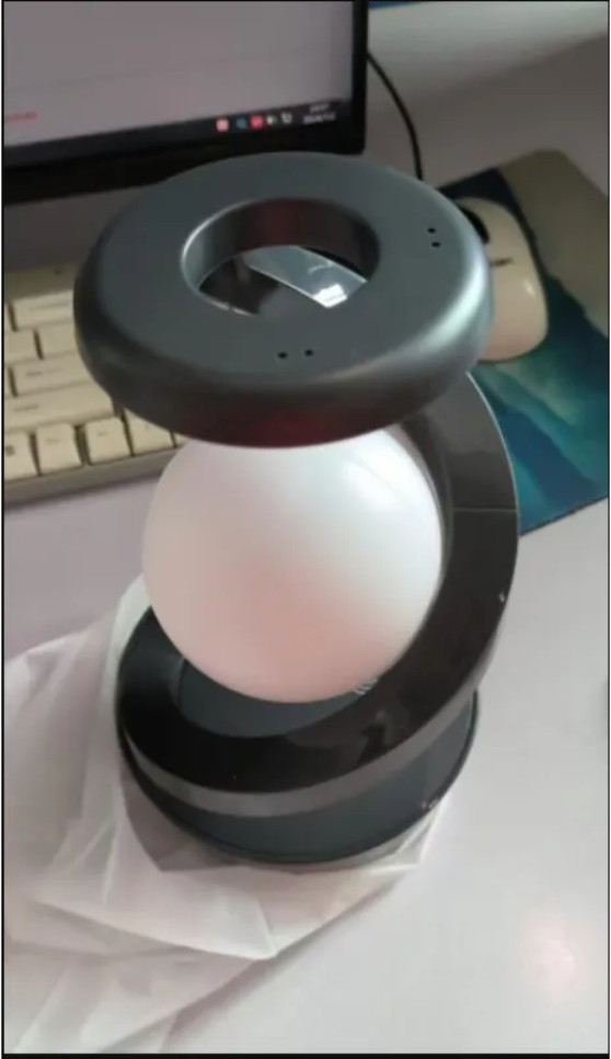 Lámpara de luna giratoria con carga inalámbrica